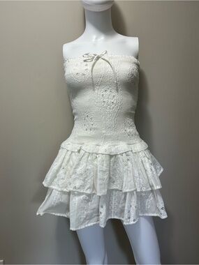 BDB Los Angeles White Eyelet Strapless Mini Dress XS Smocked Boho Cottagecore